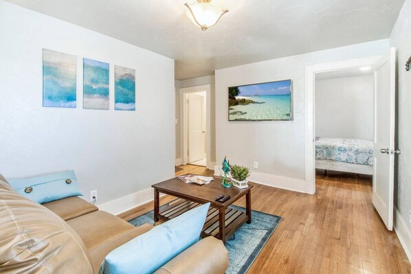 TV, offices - Aloha, Beaches - near Uptown 23rd & Asian District (Oklahoma City)