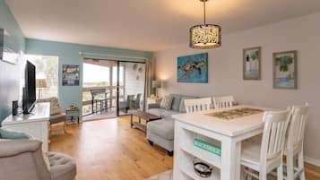 Smart TV, books, stereo, printers