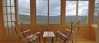   Rated A+ Clean Comfortable - Mtn Views in great secluded setting! PPP pricing!
