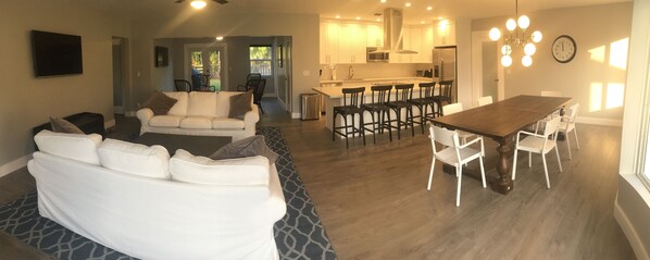 تلفزيون، مكتبة موسيقى، مكتبة فيديو، ستيريو