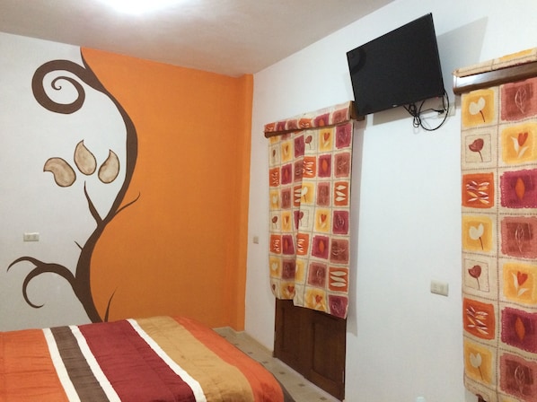 Free WiFi, bed sheets