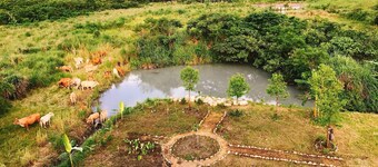 Hu Moon Lake