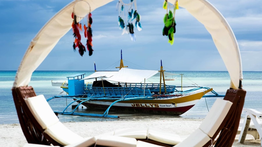 Jelly's Haven Resort