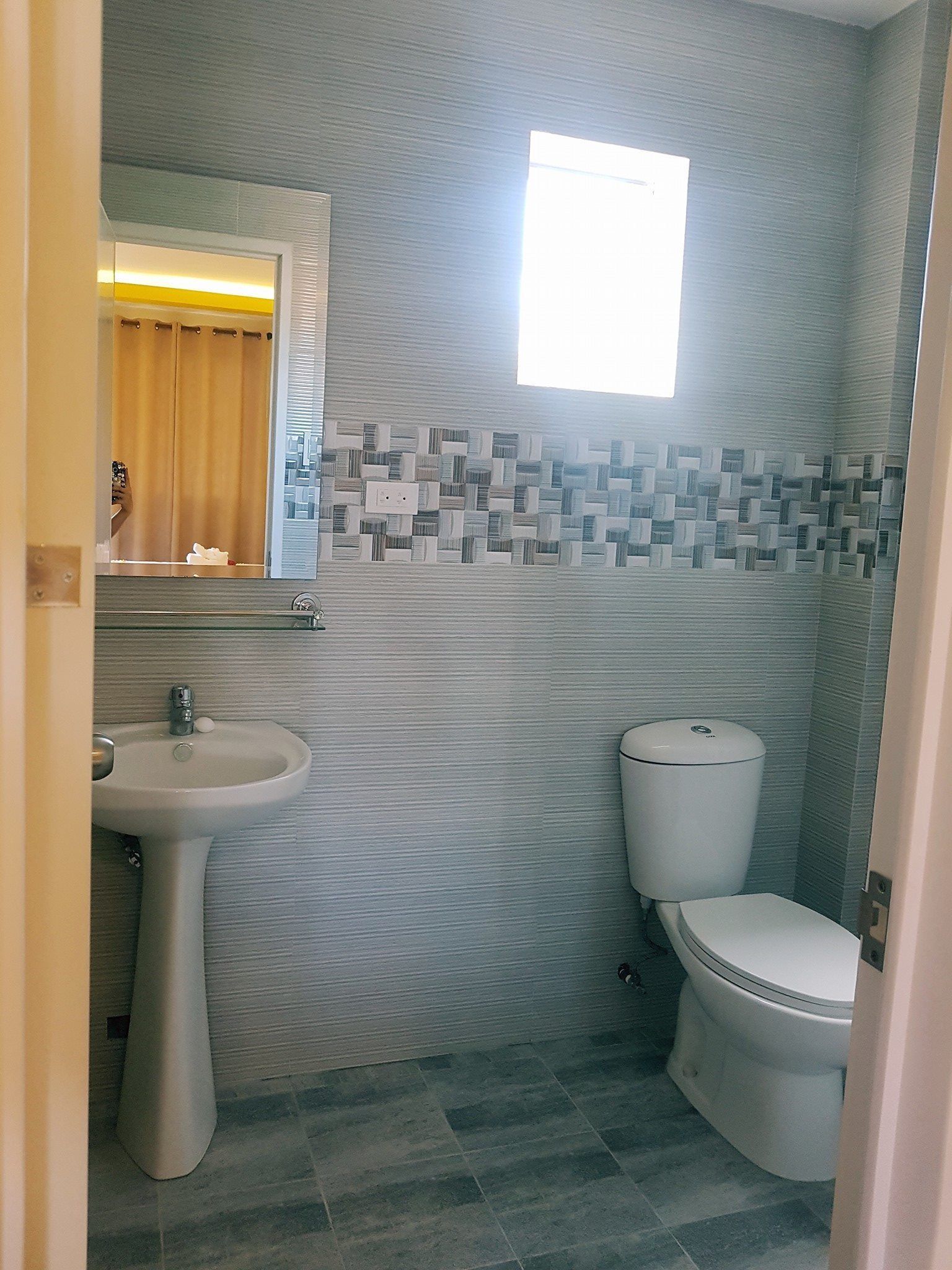 superior double or twin room | bathroom | shower, free toiletries, slippers, towels