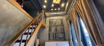 Central Old Town Cottage