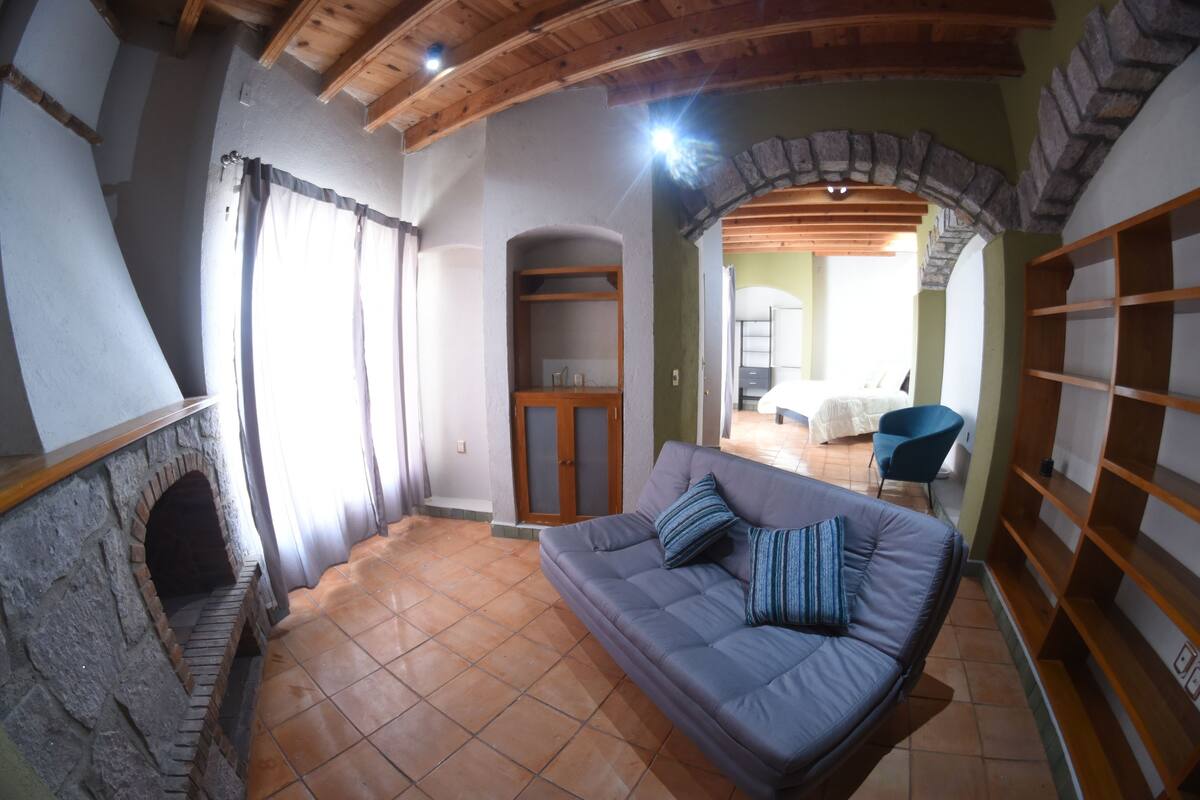 Deluxe Suite, 1 Queen Bed, Non Smoking | In-room safe, iron/ironing board, free WiFi, bed sheets