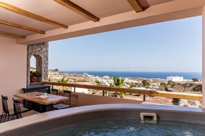 View from room - Perla Nera Suites (Santorini)