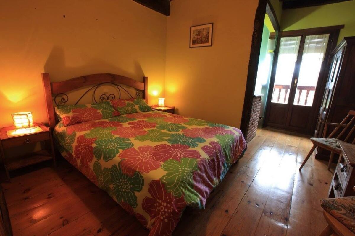 Double Room (Verde)