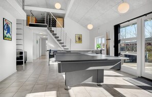 غرفة الألعاب