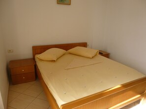 Caja de seguridad en la habitación y sistema de insonorización 