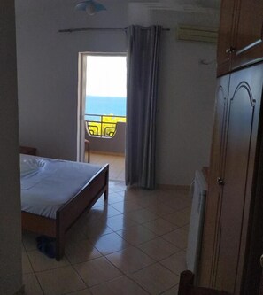 Coffres-forts dans les chambres, chambres insonorisées, Wi-Fi gratuit