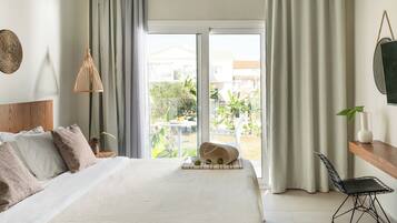 Premium tweepersoonskamer (AYLA) | 1 slaapkamer, luxe beddengoed, een kluis op de kamer