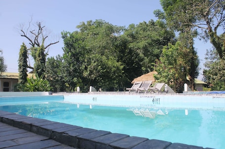 Seasonal outdoor pool