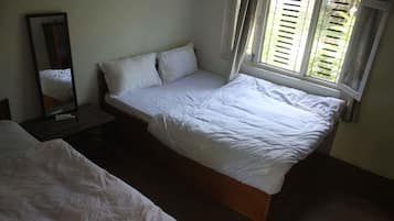 Deluxe Room | In-room safe, blackout curtains, iron/ironing board, free WiFi