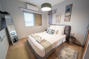 Comfort-Apartment, Nichtraucher, Meerblick | 2 Schlafzimmer, Bettwäsche aus ägyptischer Baumwolle