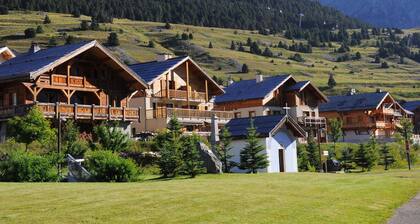 Bright renovated studio, parking, pets allowed, 5 ppl