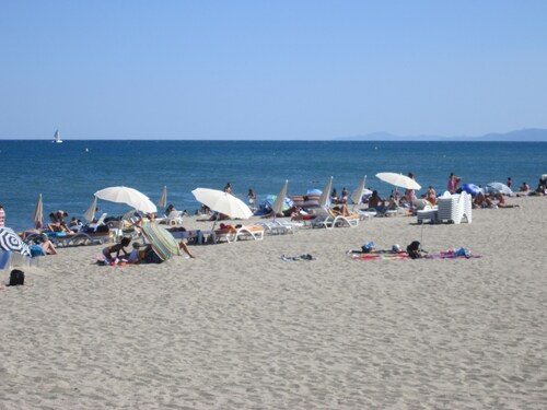 Promo August Strand Wi-Fi-Pool und einen privaten Parkplatz von 25 € pro Nacht