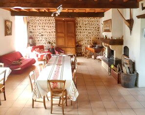 Flat-screen TV, fireplace, table tennis - Homerez - House in Bernac-Dessus (Bernac-Dessus)