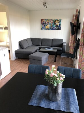 Family Cabin, Multiple Beds, Non Smoking (Bed Linen Excluded)  | Living room - Aktivitetsbyen Gamle Fredrikstad (Fredrikstad)