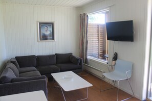 Family Cabin, Multiple Beds, Non Smoking (Bed Linen Excluded)  | Living room - Aktivitetsbyen Gamle Fredrikstad (Fredrikstad)