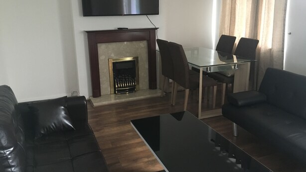 Apartment, Multiple Beds, Non Smoking | Living room - UK HOLIDAY HOMES (Smethwick)