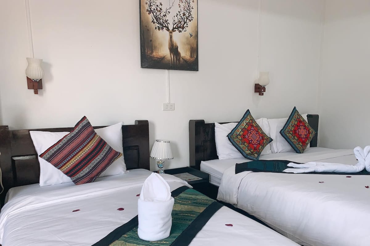 In-room safe, blackout drapes, free WiFi