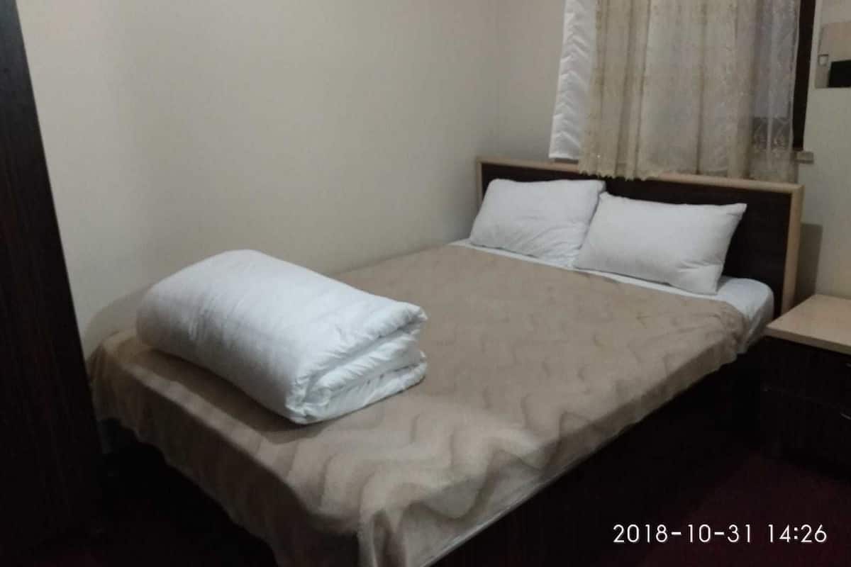 triple room | free wifi, bed sheets, wheelchair access