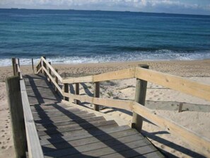 Na praia