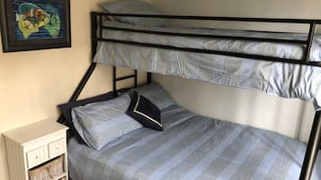2 bedrooms, iron/ironing board, travel crib, free WiFi