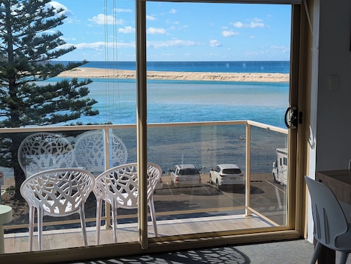Waterfront Holiday Apartment, north facing, superb 180 deg views, sunny balcony