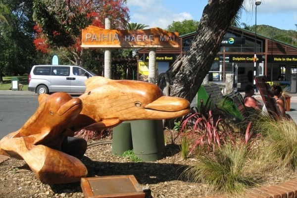 Central Paihia.