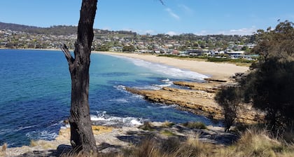Cedar Cottages Blackmans Bay