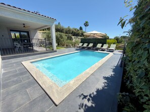 Piscina externa, piscina aquecida