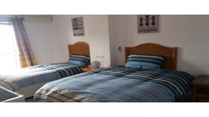 3 makuuhuonetta, silitysrauta/-lauta, Wi-Fi, vuodevaatteet