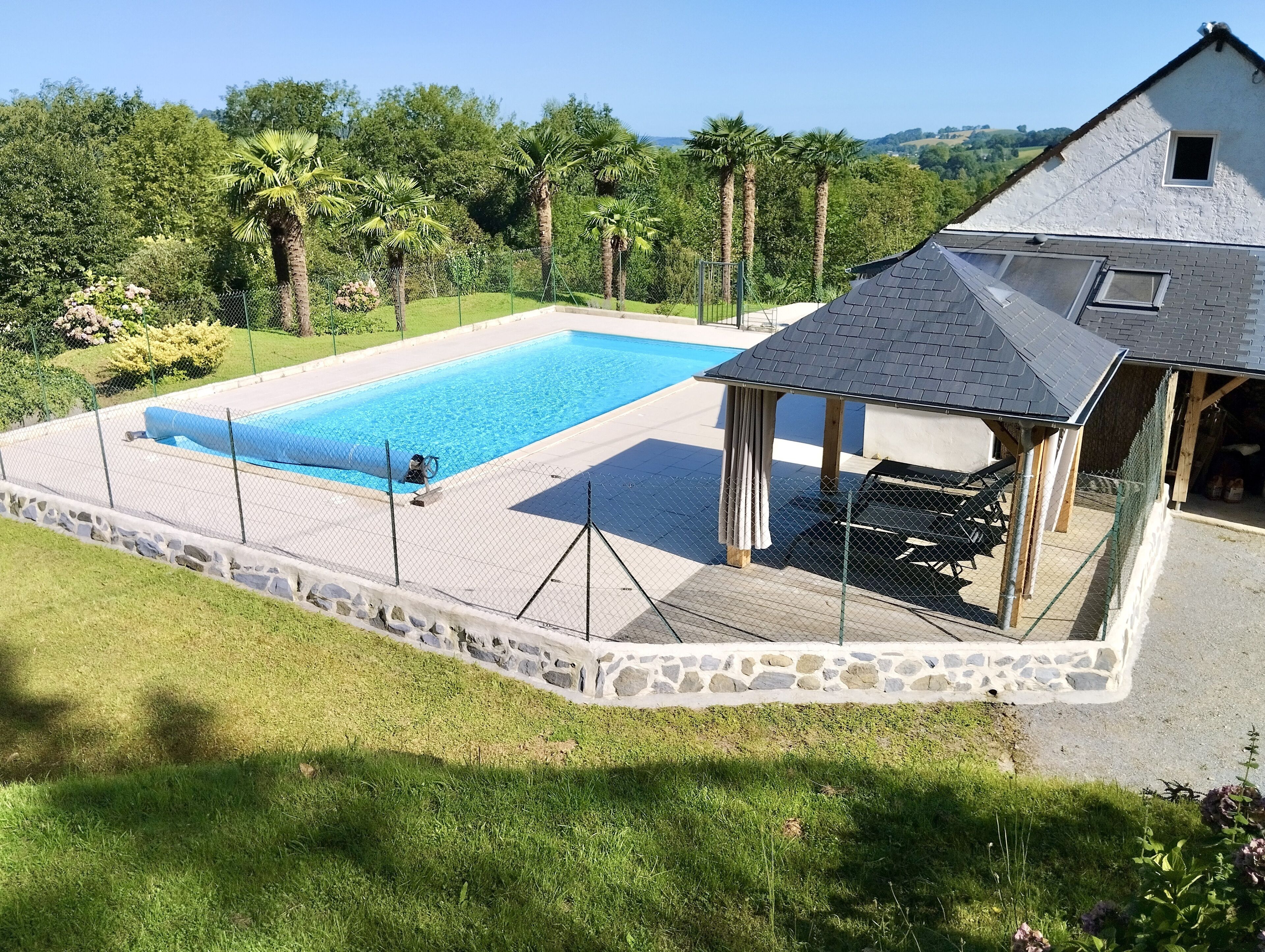 屋外プール、温水プール