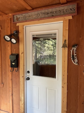 Exterior detail - Serene Tahoe cabin bordering the National Forest (Kings Beach)