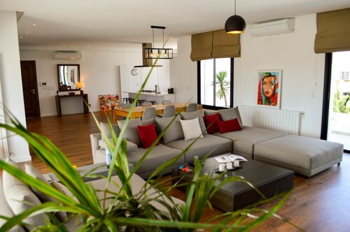 Cosy S2 Apartment in La Soukra