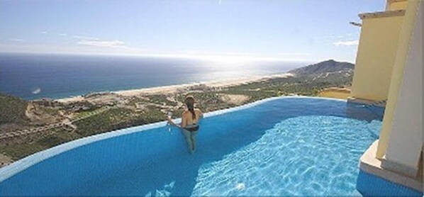 Piscine extérieure, piscine chauffée