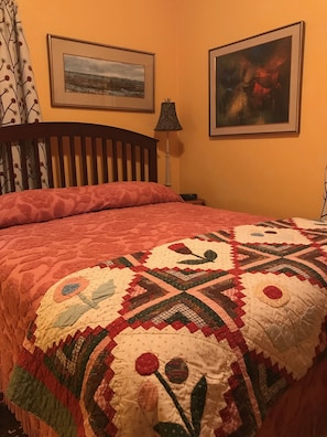 4 bedrooms, iron/ironing board, travel crib, free WiFi