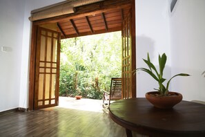 Se sirven desayunos, comidas y cenas