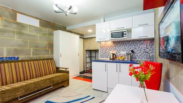 Apartment, ohne Fenster (Second floor) | 1 Schlafzimmer, Schreibtisch, Bügeleisen/Bügelbrett, kostenloses WLAN