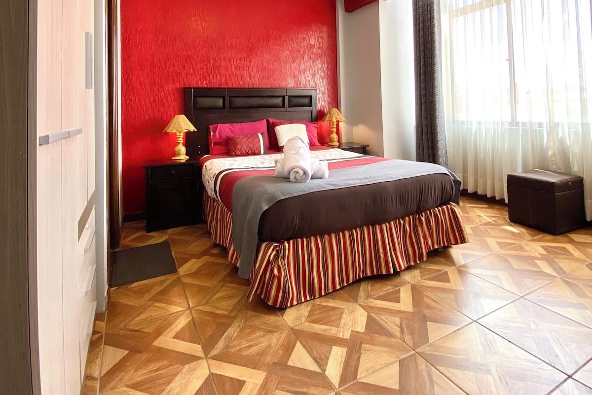 Habitación doble Confort, 1 cama matrimonial, para no fumadores | Ropa de cama de alta calidad, edredón y camas con efecto memoria