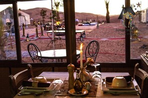 Restaurant - Sahara Stars Camp (Taouz)