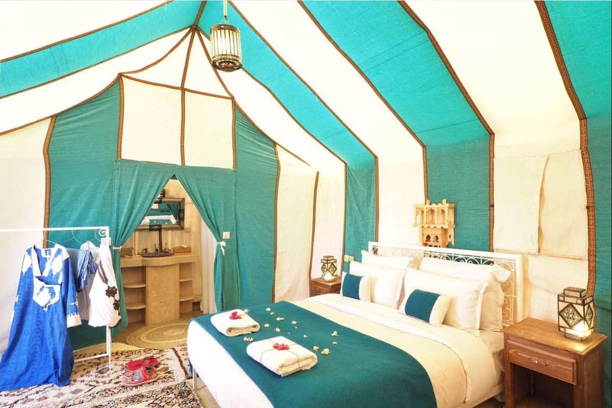 Tent, 1 Double or 2 Single Beds