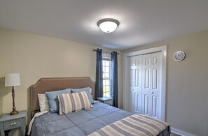 3 habitaciones, tabla de planchar con plancha, internet y ropa de cama 