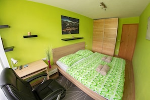 2 chambres, bureau, fer et planche à repasser, Wi-Fi