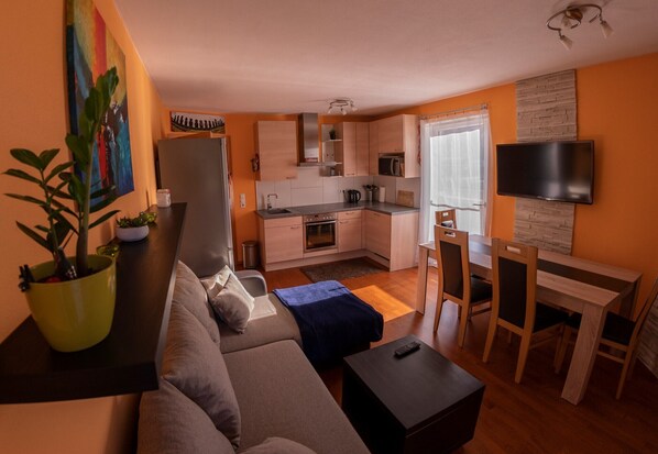 Televisio, pöytätennispöytä