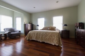 4 bedrooms, internet