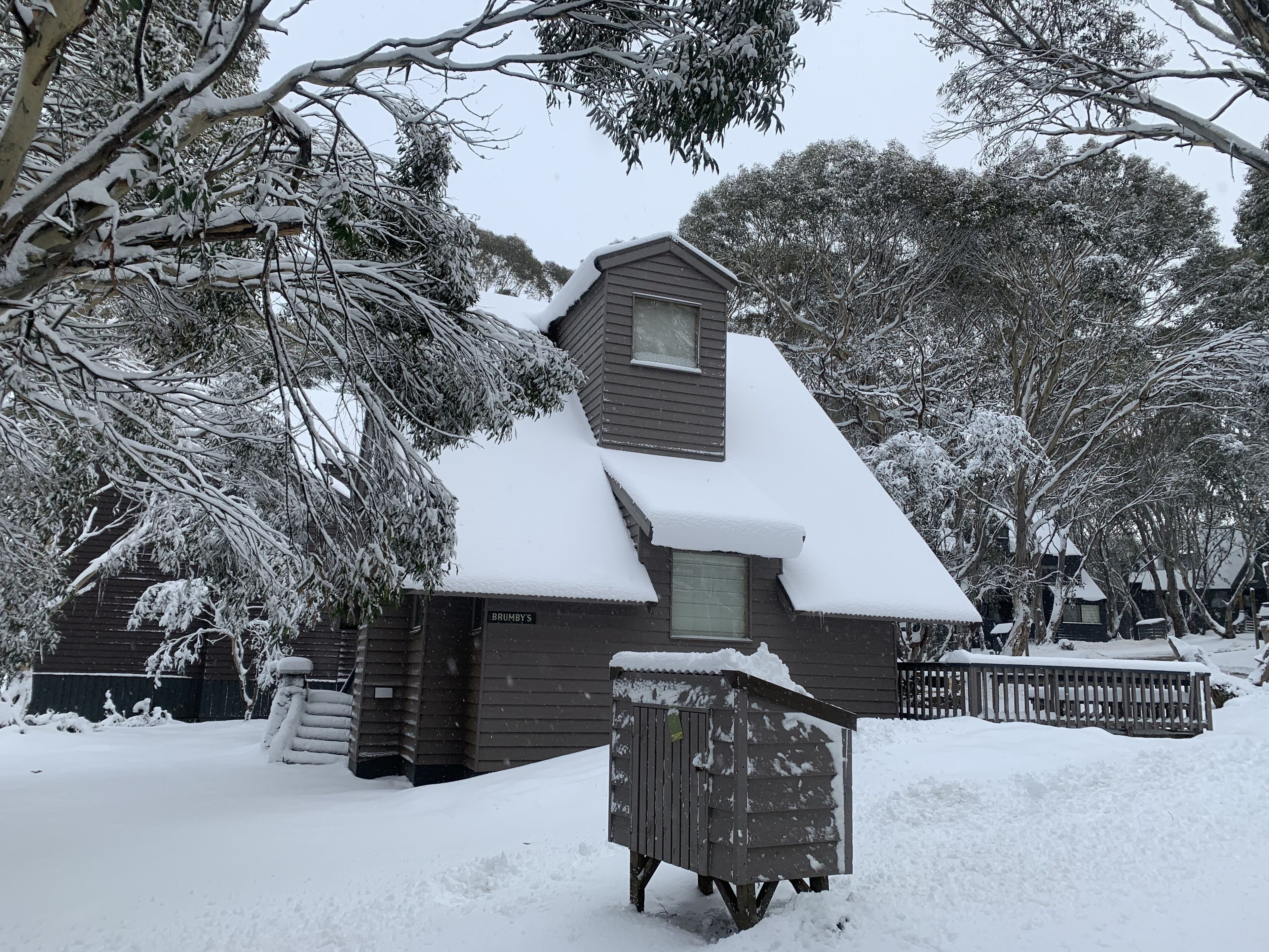 Brumbys-High Country Chalet — image 13