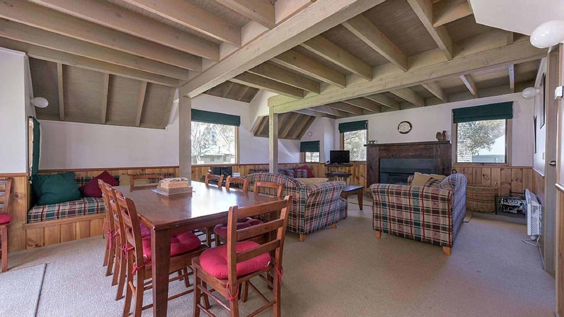 Brumbys-High Country Chalet — image 2